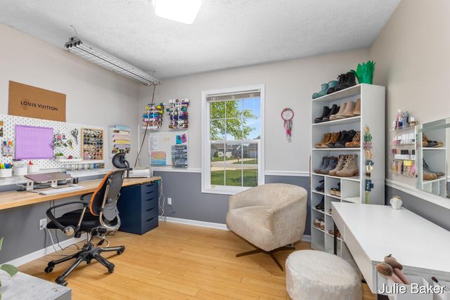 8283 Fairwood Drive, Georgetown Twp, MI 49428