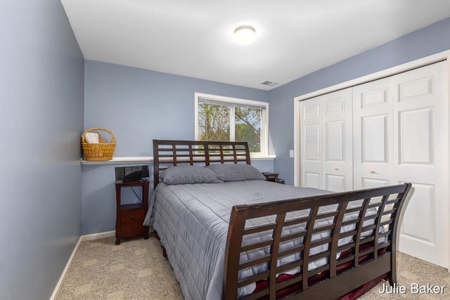 8283 Fairwood Drive, Georgetown Twp, MI 49428