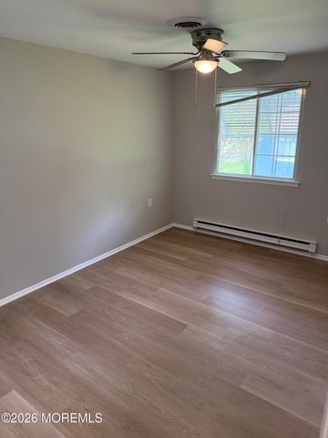 35 Milford Avenue 52, Whiting, NJ 08759