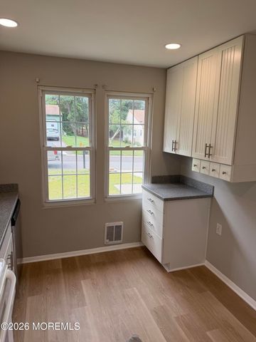 35 Milford Avenue 52, Whiting, NJ 08759
