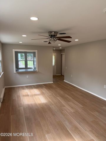 35 Milford Avenue 52, Whiting, NJ 08759