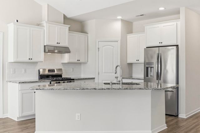 7088 Oak Grove Rd., Conway, SC 29527