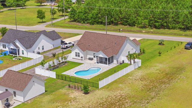 7088 Oak Grove Rd., Conway, SC 29527