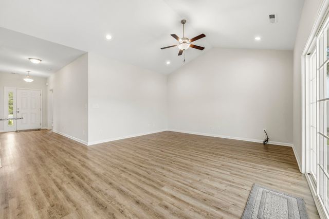 7088 Oak Grove Rd., Conway, SC 29527
