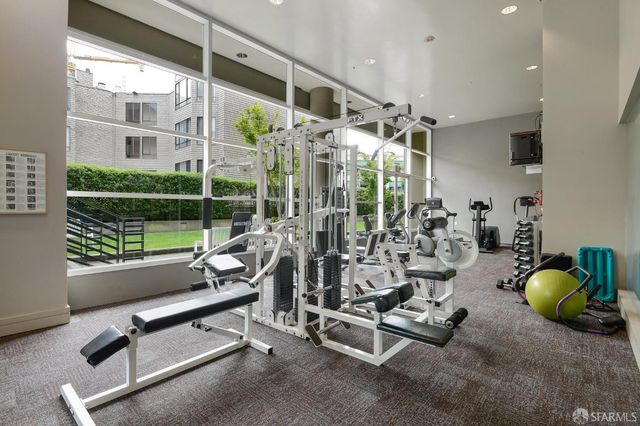1388 Gough Street 407, San Francisco, CA 94109
