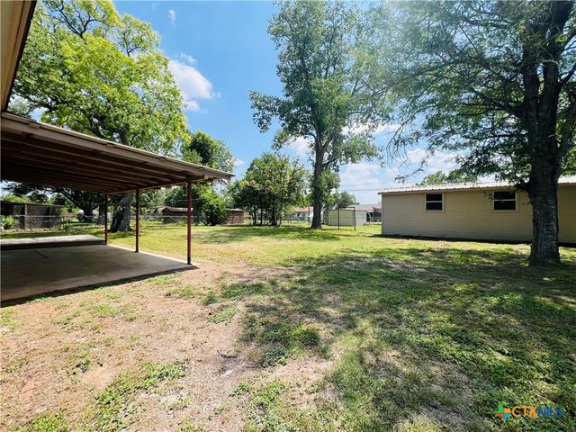 212 Brook Street, Seguin, TX 78155