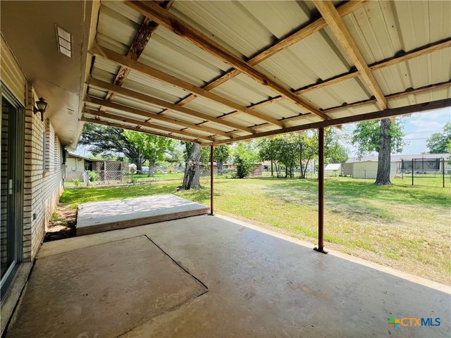 212 Brook Street, Seguin, TX 78155