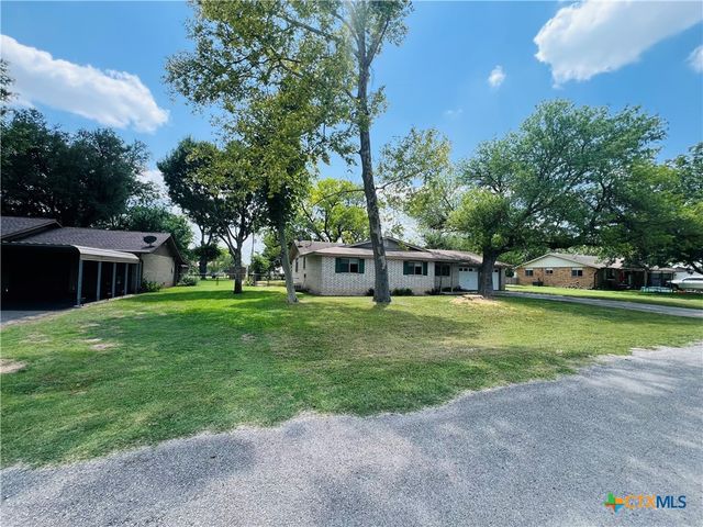 212 Brook Street, Seguin, TX 78155