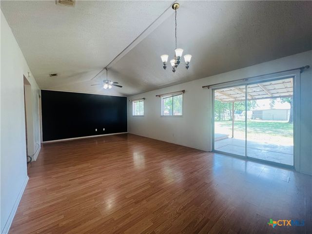 212 Brook Street, Seguin, TX 78155