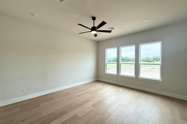 1412 Paxton LN, Florence, TX 78633