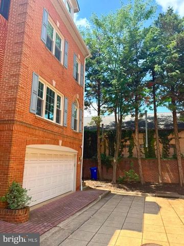 1166 N VERNON ST, Arlington, VA 22201