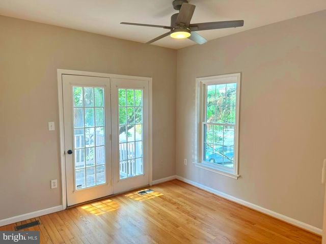 1166 N VERNON ST, Arlington, VA 22201