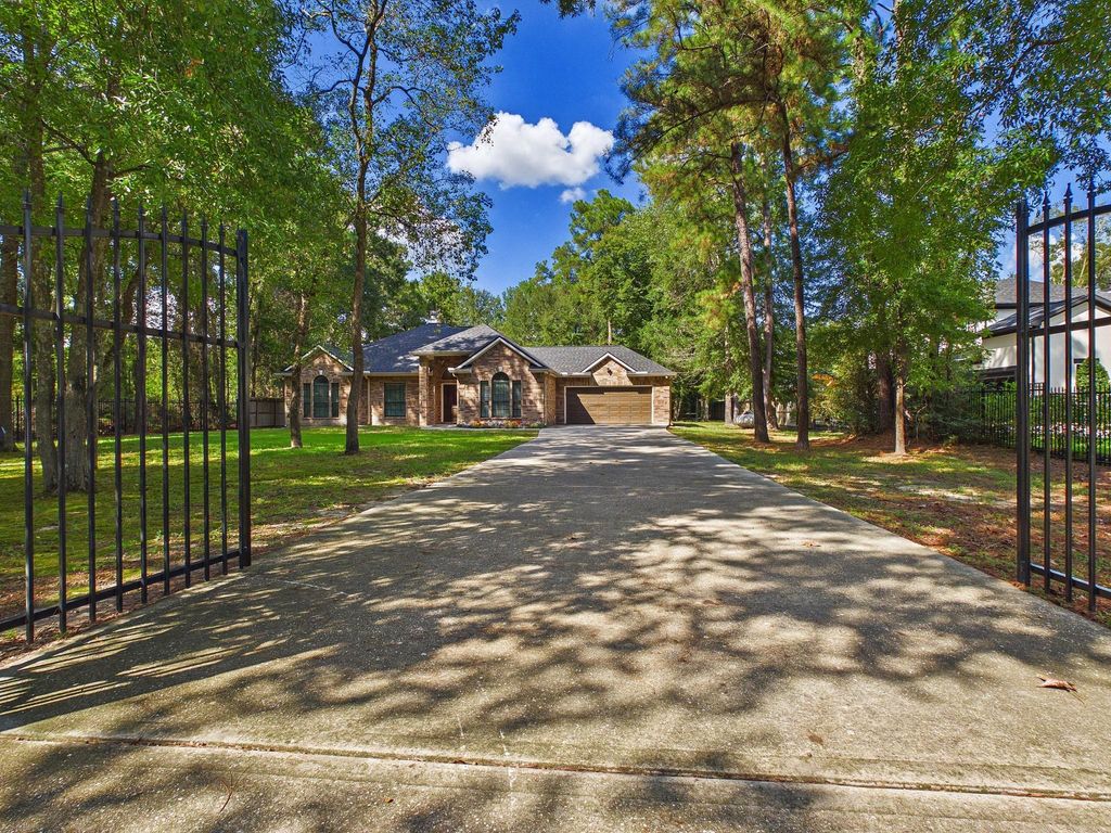 19521 Desna Drive, Porter, TX 77365