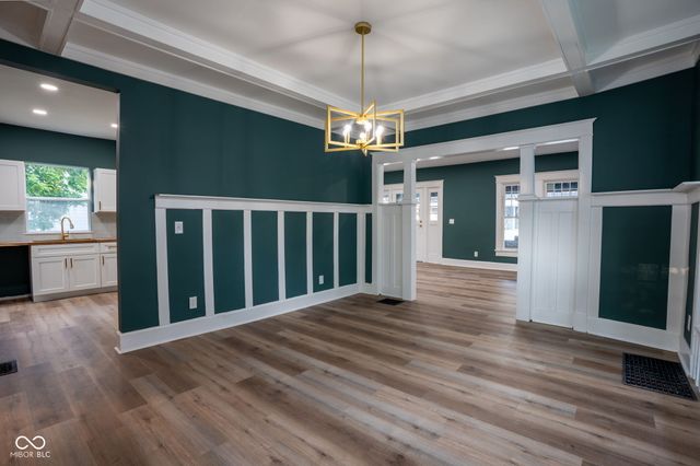 24 Hendricks Place, Indianapolis, IN 46201