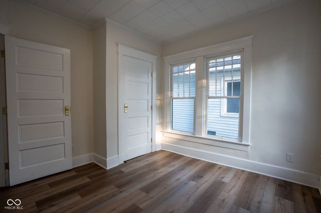 24 Hendricks Place, Indianapolis, IN 46201