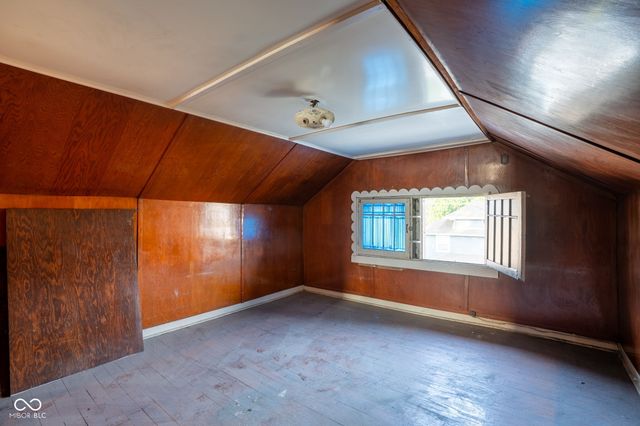 24 Hendricks Place, Indianapolis, IN 46201