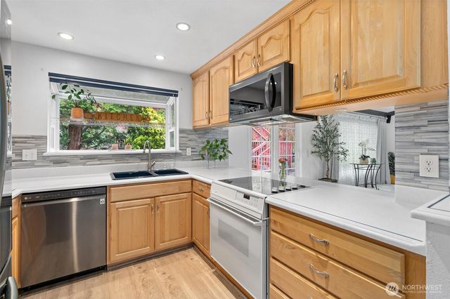 7503 7th Drive W, Everett, WA 98203