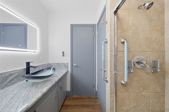 5792 E 27th Street, Tulsa, OK 74114