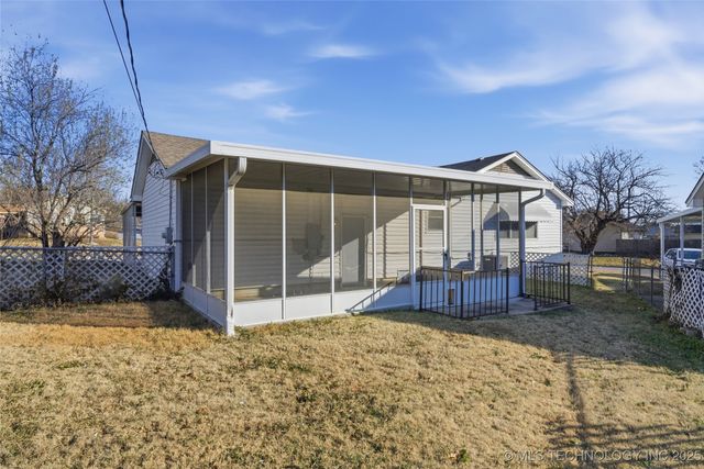 5792 E 27th Street, Tulsa, OK 74114