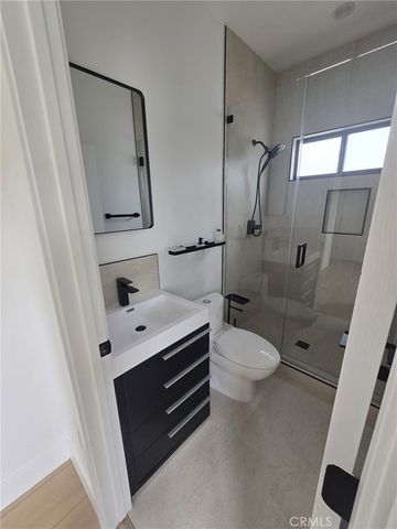 8613 Oakdale Avenue, Winnetka, CA 91306
