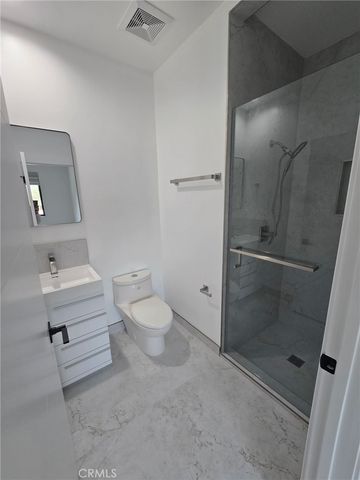 8613 Oakdale Avenue, Winnetka, CA 91306