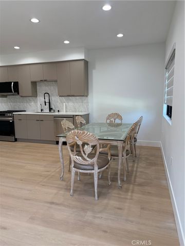 8613 Oakdale Avenue, Winnetka, CA 91306