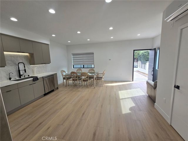 8613 Oakdale Avenue, Winnetka, CA 91306