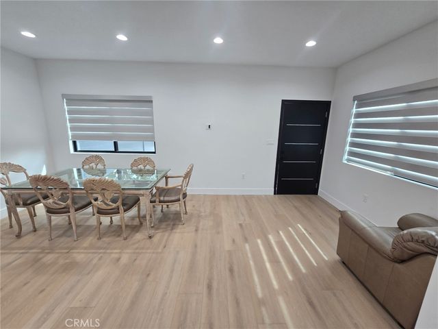 8613 Oakdale Avenue, Winnetka, CA 91306