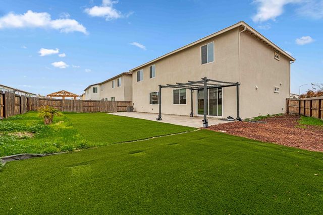 3095 Tower St, Manteca, CA 95337