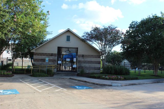 18019 Oak Orchard Lane, Cypress, TX 77433