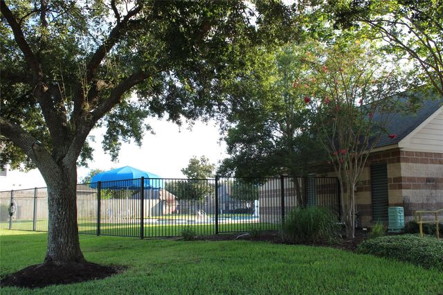18019 Oak Orchard Lane, Cypress, TX 77433