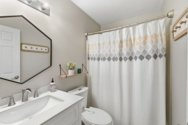 2721 Call Hill Rd, Nashville, TN 37211