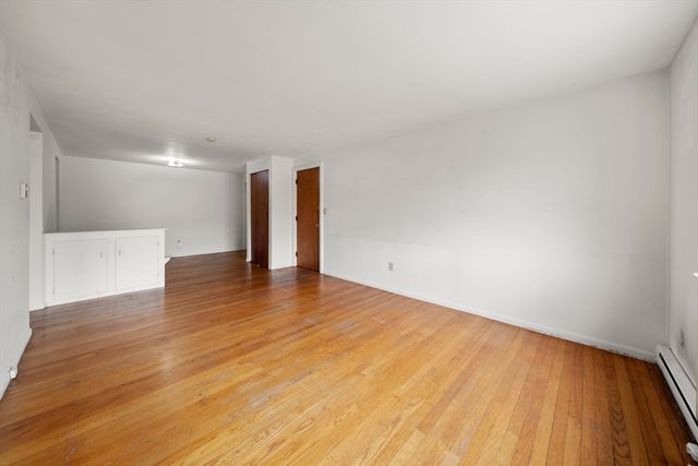 11 Colonial Village Dr 8, Arlington, MA 02474