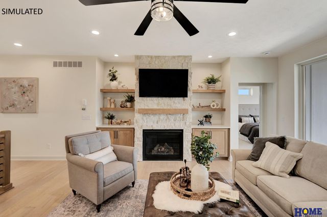 9438 S 87th Street, Lincoln, NE 68526