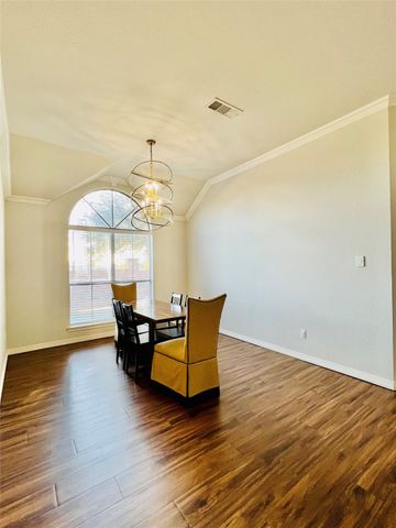 9220 Edgemont Drive, North Richland Hills, TX 76182