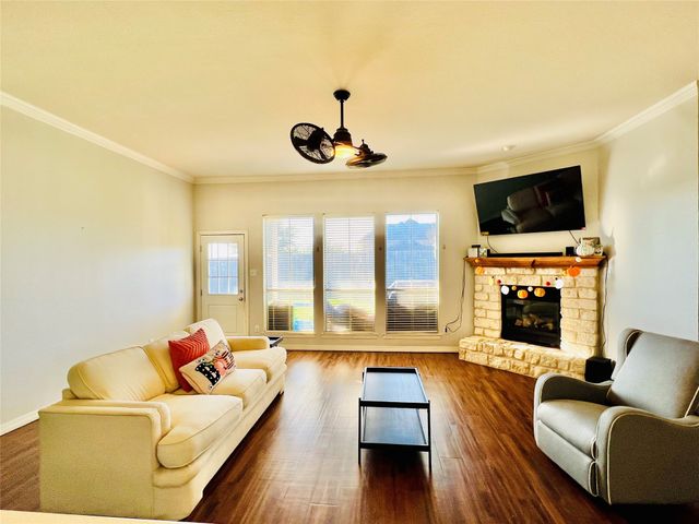 9220 Edgemont Drive, North Richland Hills, TX 76182