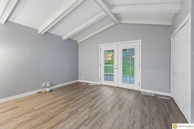 5930 N 69Th Street, Omaha, NE 68104
