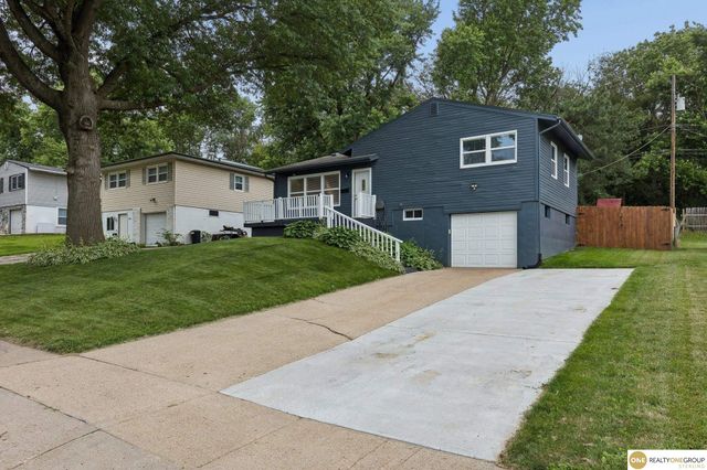 5930 N 69Th Street, Omaha, NE 68104