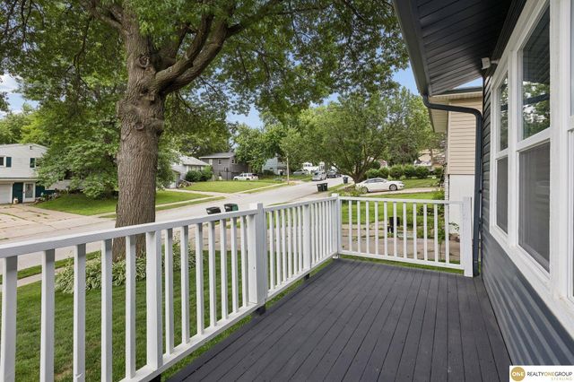 5930 N 69Th Street, Omaha, NE 68104