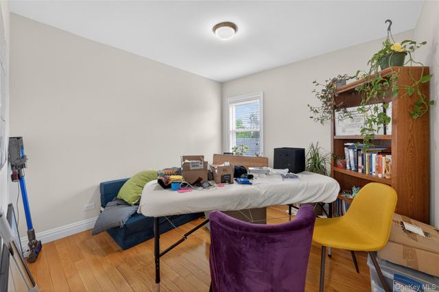86 Smart, Yonkers, NY 10704