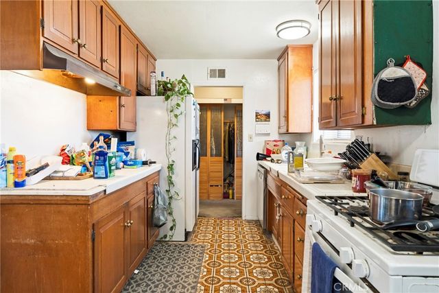 4008 Valley Fair Street, Simi Valley, CA 93063