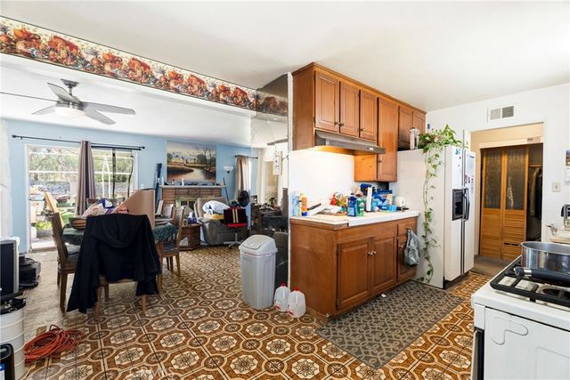 4008 Valley Fair Street, Simi Valley, CA 93063