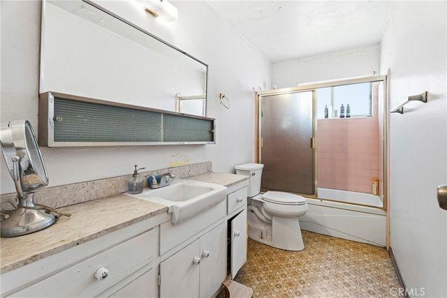 4008 Valley Fair Street, Simi Valley, CA 93063