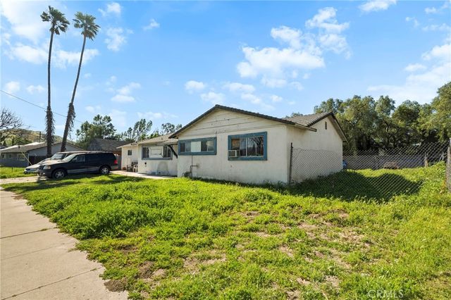 4008 Valley Fair Street, Simi Valley, CA 93063