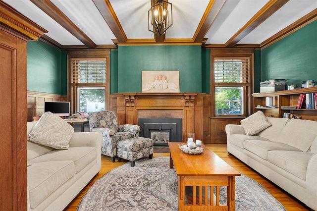 1328 Wilson Street, Eau Claire, WI 54701