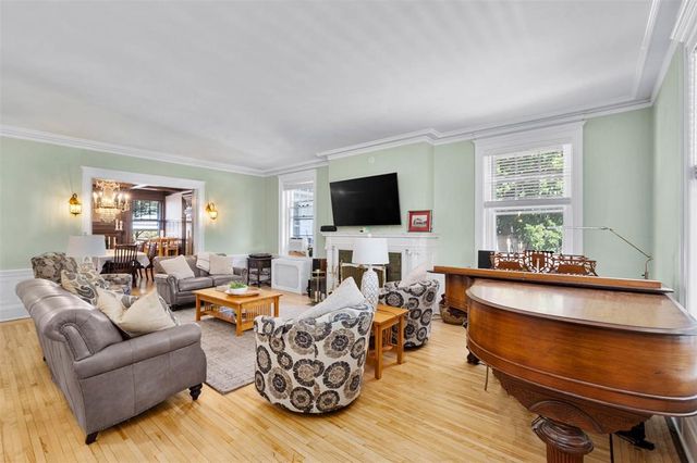 1328 Wilson Street, Eau Claire, WI 54701