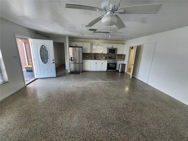 4504 N LINCOLN AVENUE, Tampa, FL 33614