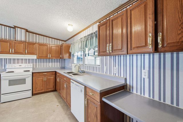 158 Heart Drive, Springfield, AR 72157