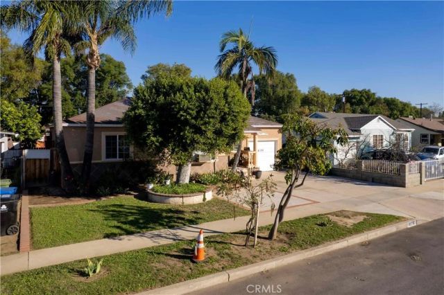 8130 Lullaby, Panorama City, CA 91402