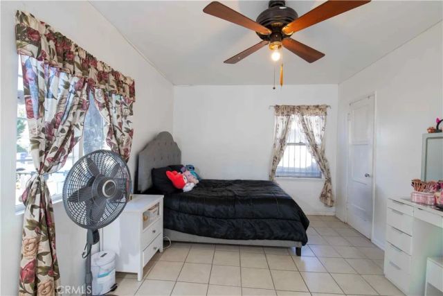 8130 Lullaby, Panorama City, CA 91402